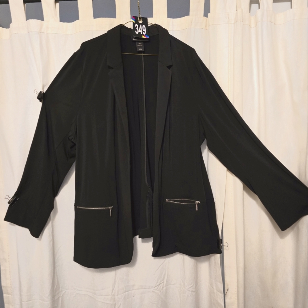#349 Lane bryant 2 pcket zip jacket